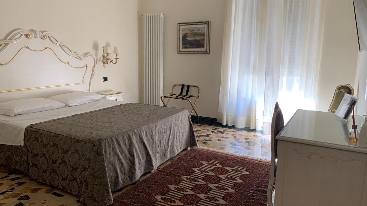 Notti Sull'Adige Hotel Verona Exterior foto