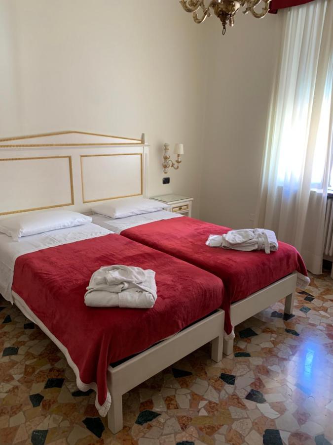 Notti Sull'Adige Hotel Verona Exterior foto